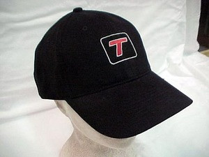 Stylish cap with embroidered design